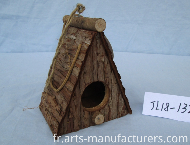 cage à oiseaux en écorce de bois wood bark bird cage